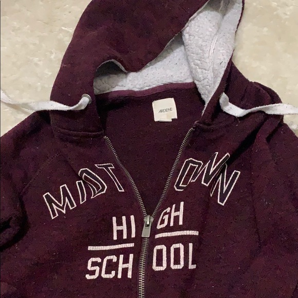 Ardene zip up sweater - Picture 2 of 2